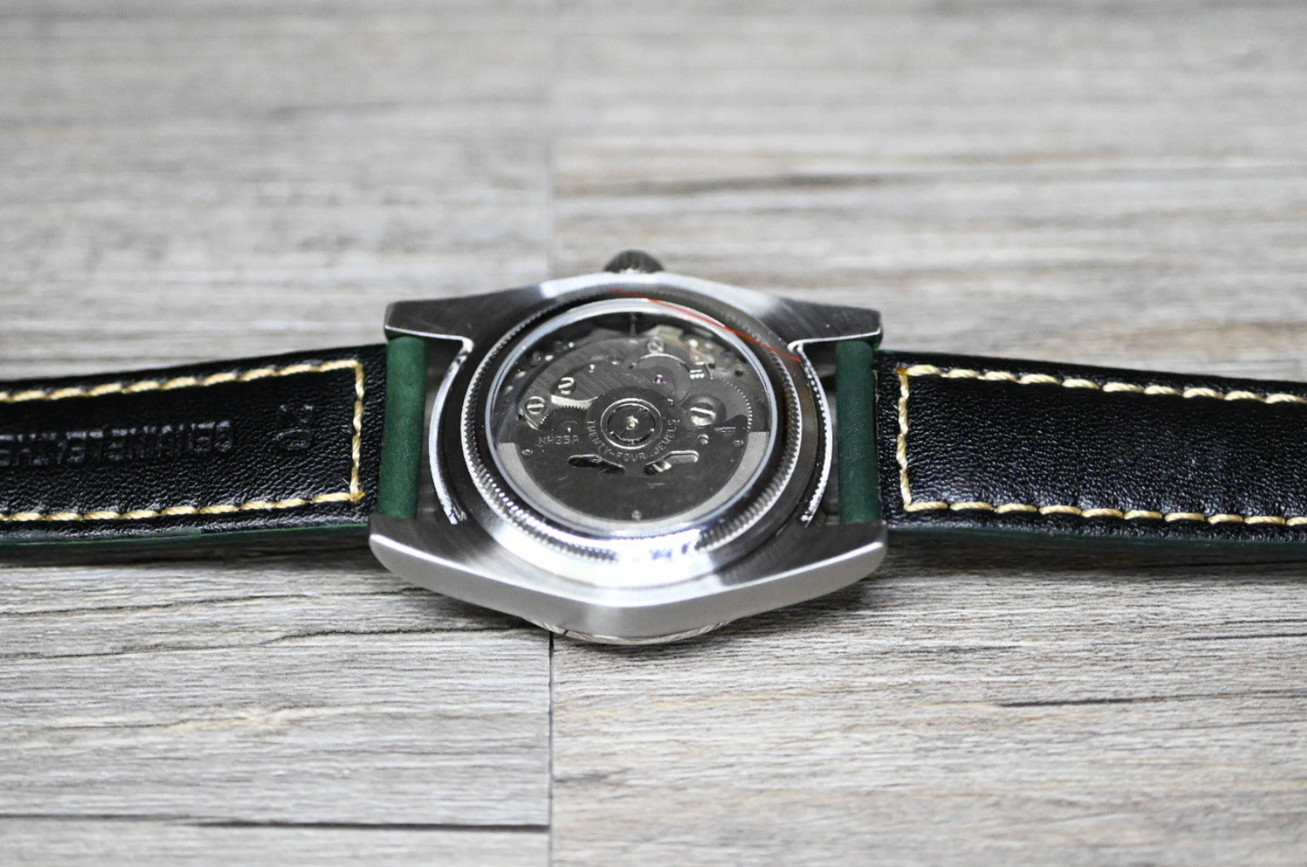 A. alpinist green mod 39mm (IN STOCK)
