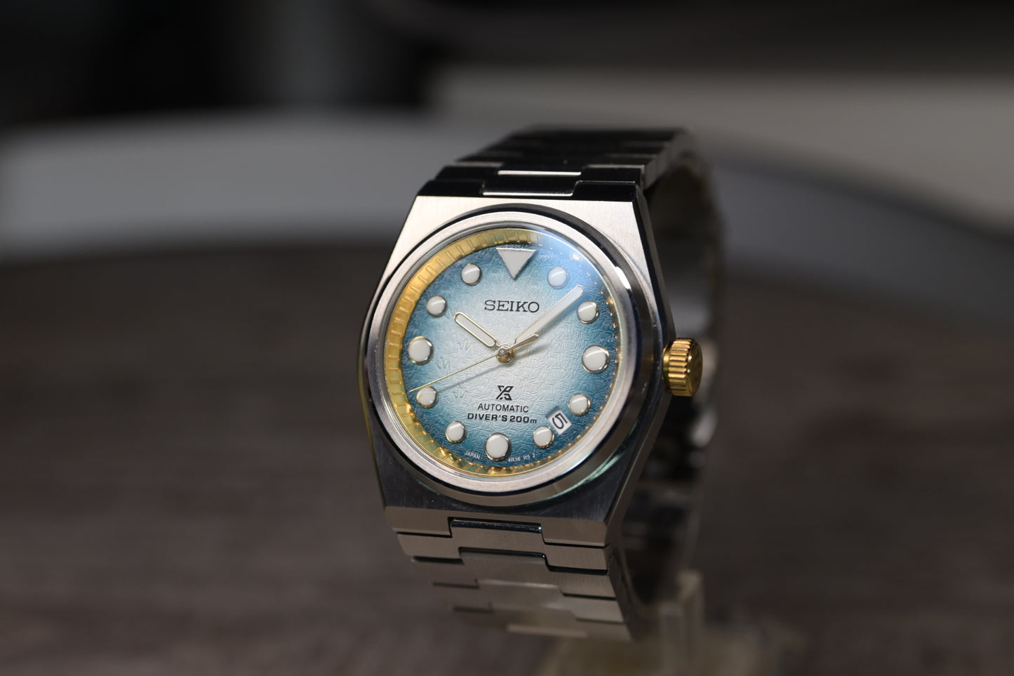 B. Golden arctic mod (PRE ORDER)