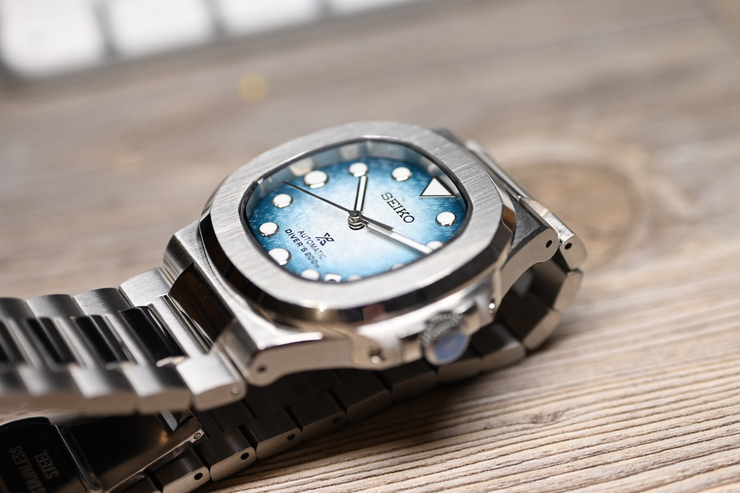 A. Polar nautilus (PRE ORDER)